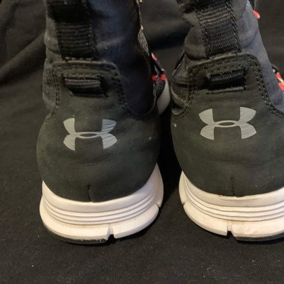 Under Armour New Charged All Around 1298065-040 Women's US Size 06 Hi Tops - Picture 3 of 7